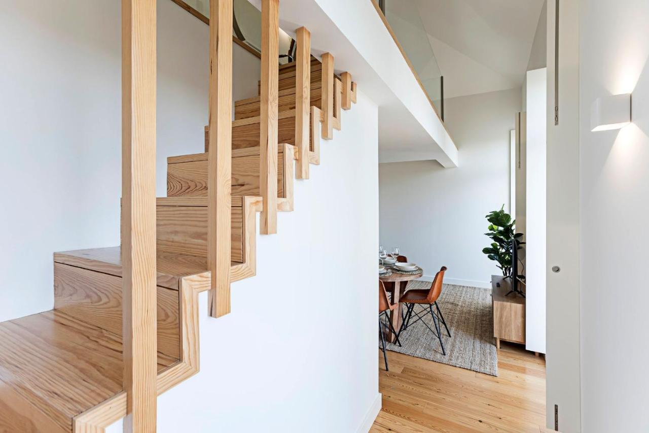 Stunning Duplex Near River By Lovelystay Porto Buitenkant foto