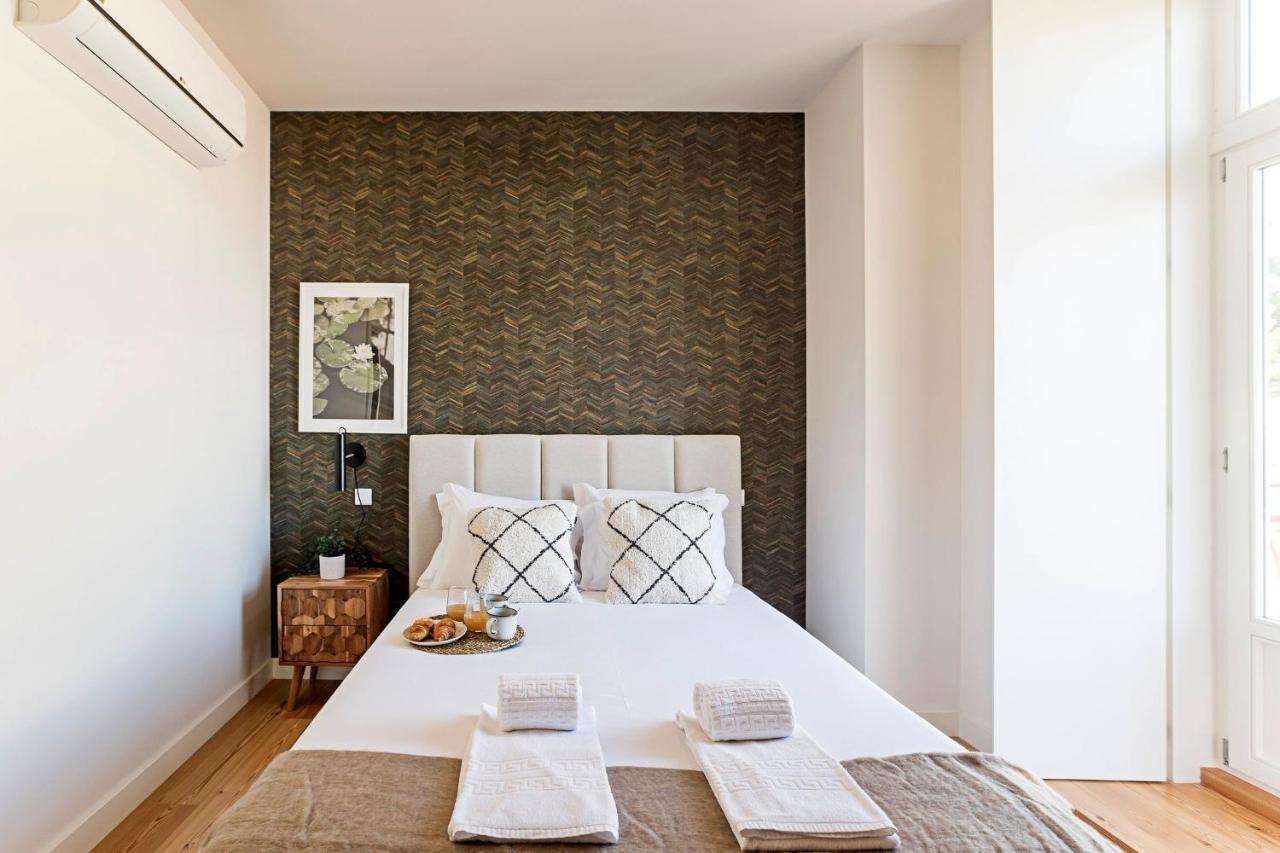 Stunning Duplex Near River By Lovelystay Porto Buitenkant foto