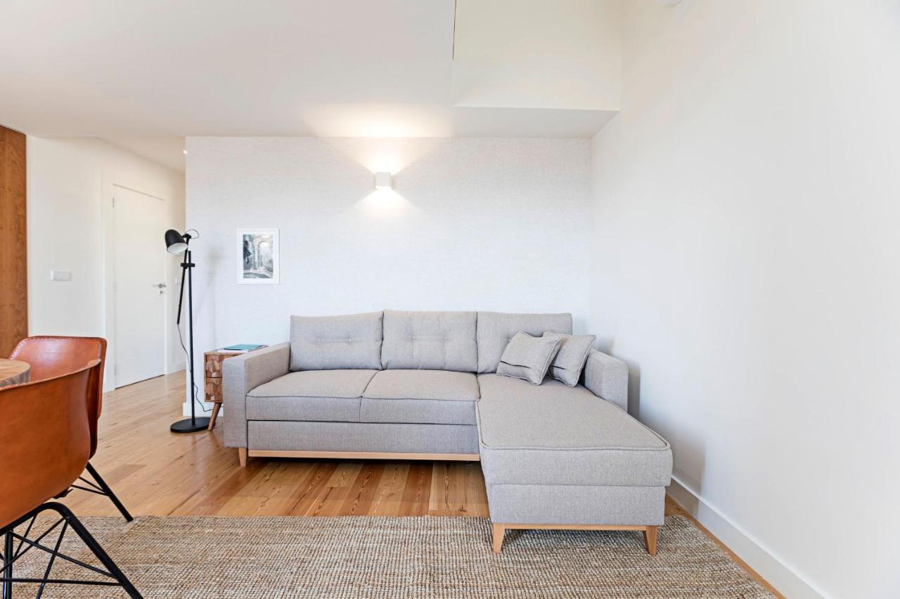 Stunning Duplex Near River By Lovelystay Porto Buitenkant foto