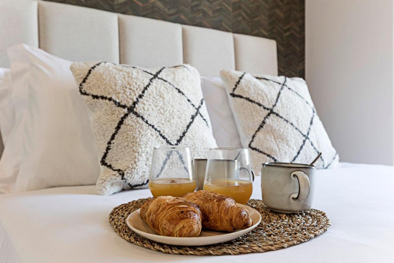 Stunning Duplex Near River By Lovelystay Porto Buitenkant foto